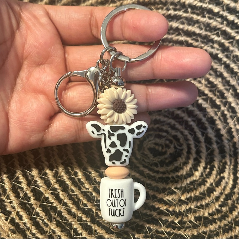 Country Keychain - Picture 1 of 1